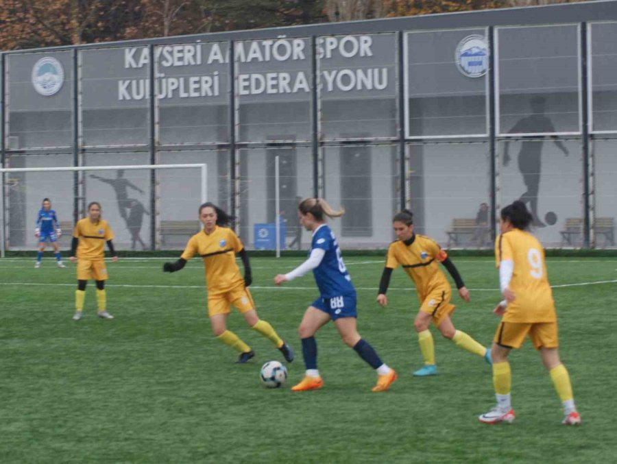 Kadınlar 2. Lig: Kılıçaslan Yıldızspor: 0 - Gölbaşı Belediyespor: 5