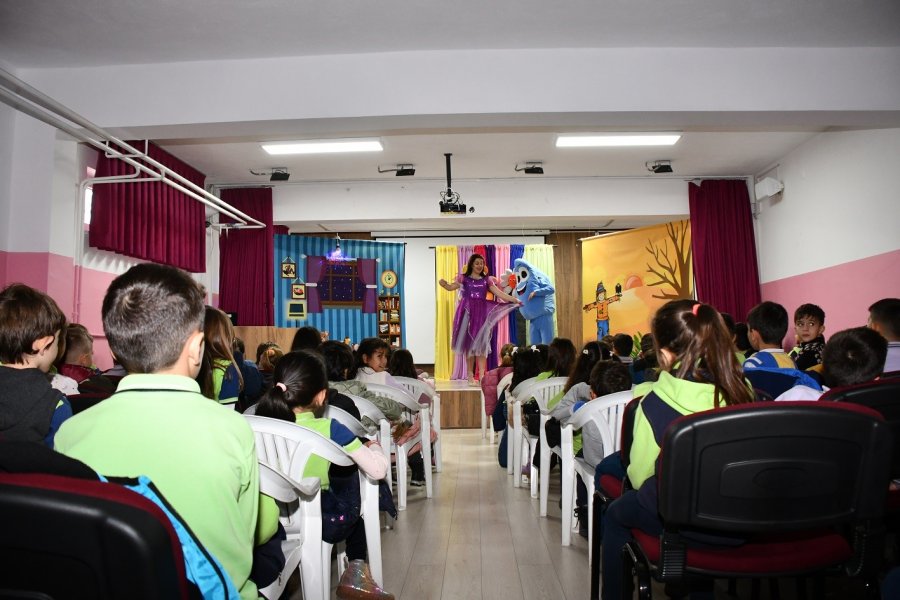 ‘dsi Tanıtım Tırı’ Ve ‘küçük Su Damlası’ Tiyatro Etkinliği Eskişehir’deydi