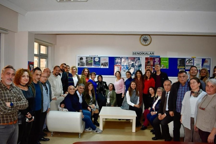 43 Yıllık Öğretmene Milli Eğitim Müdürü Durmuş’tan Sürpriz Ziyaret