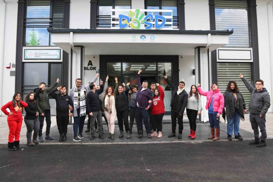 Dosd Meram Antalyalı Dostlarını Ağırladı