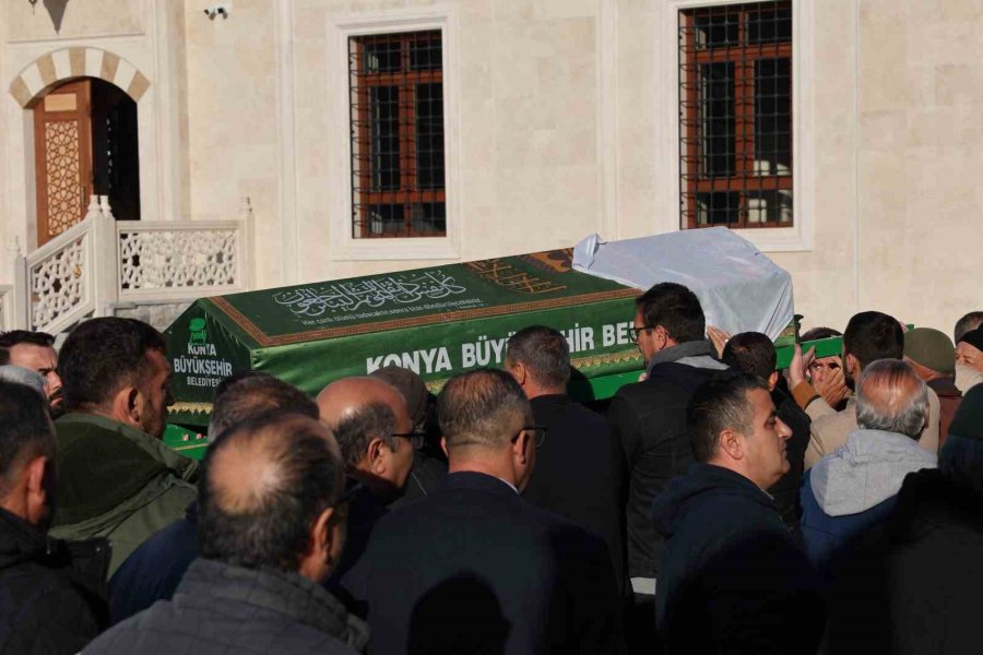 Sobadan Sızan Karbonmonoksit Gazından Zehirlenen Kadın Toprağa Verildi