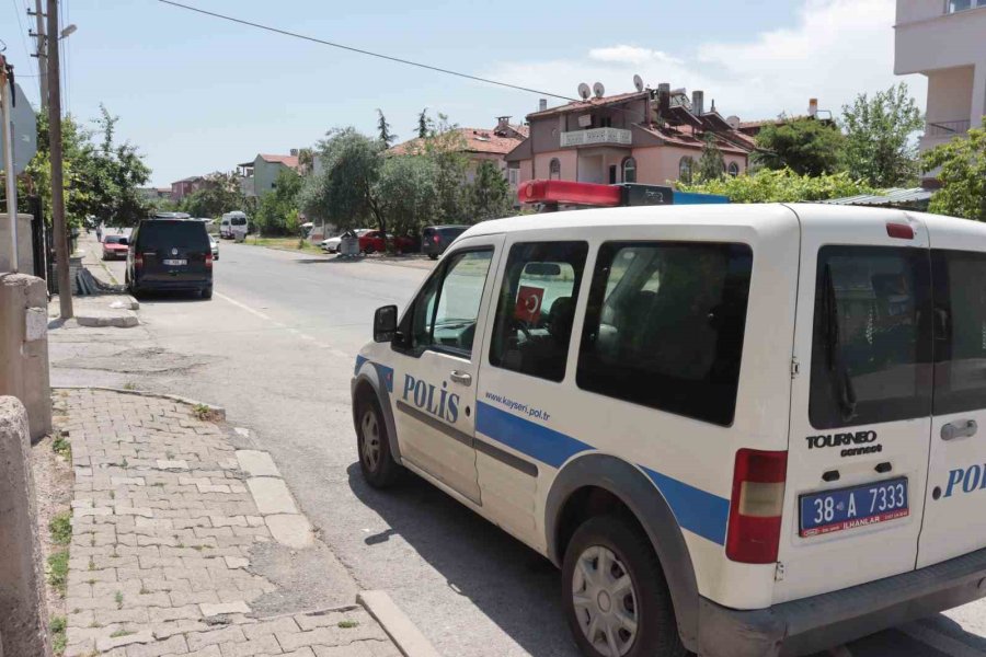 Yeni Doğan Bebeğini Çöp Konteynerine Atan Anne: "bebeğime Zarar Vermek İstemedim"