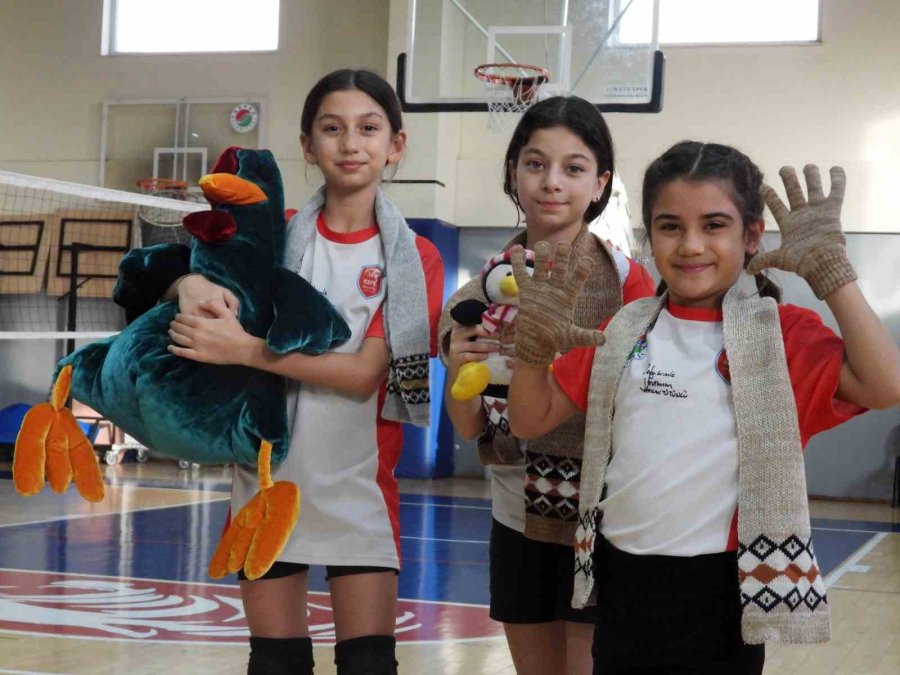 Kepezspor’dan Depremzede Çocuklara Oyuncak
