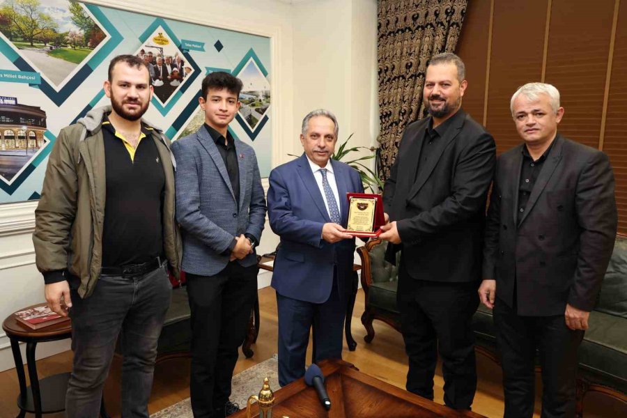 İşitme Engellilerden Başkan Yalçın’a Teşekkür