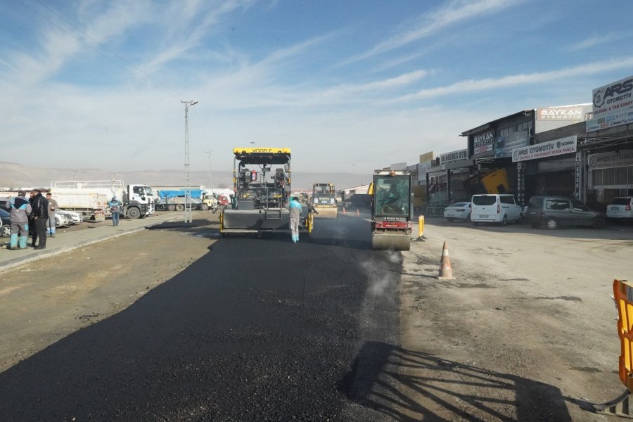 Melikgazi, Ulaşım Ağını Genişletmeye Devam Ediyor