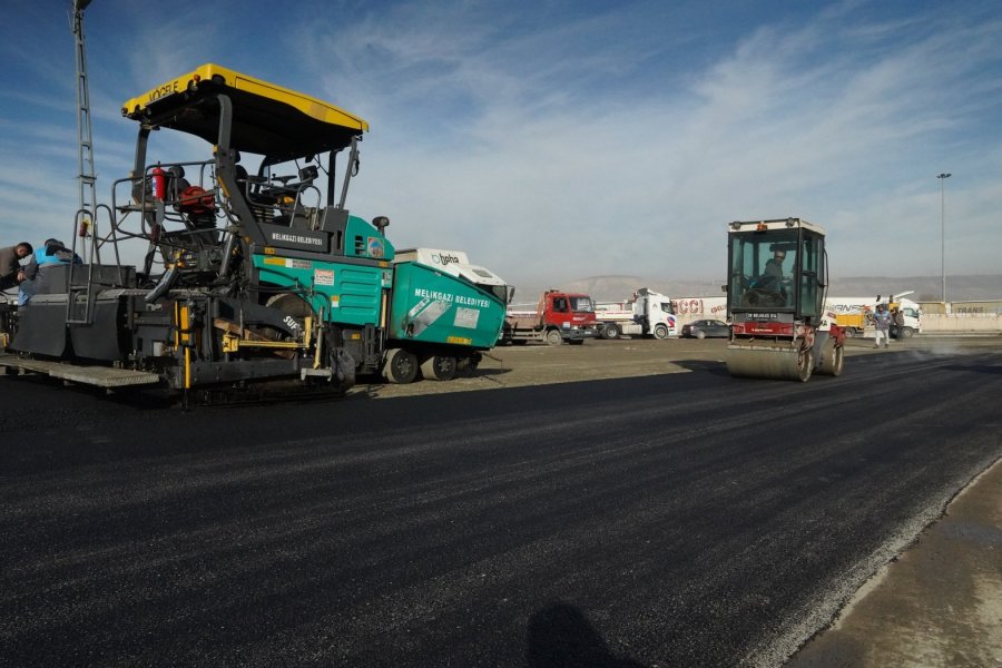 Melikgazi, Ulaşım Ağını Genişletmeye Devam Ediyor