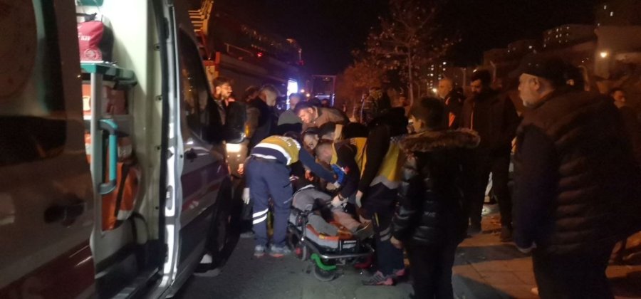 Kayseri’de Feci Kaza: Araçta Sıkışan Şoförü Ekipler Çıkardı