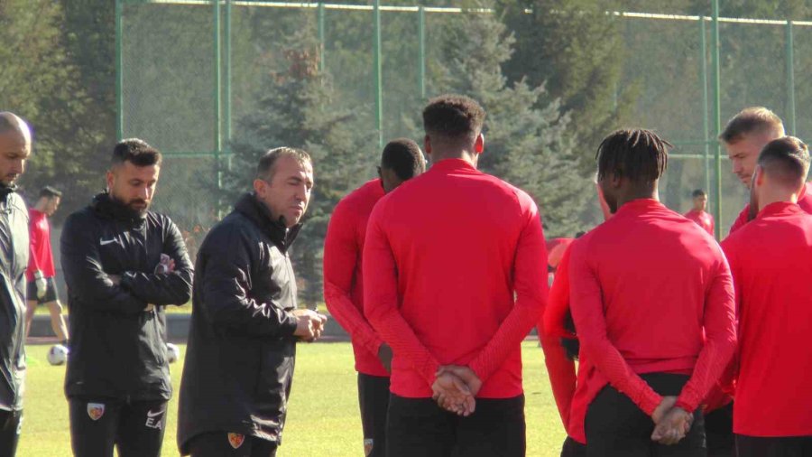 Recep Uçar: "taraftarımızın Önünde Arzu Ettiğimiz Sonucu Alacağımızı Düşünüyorum"