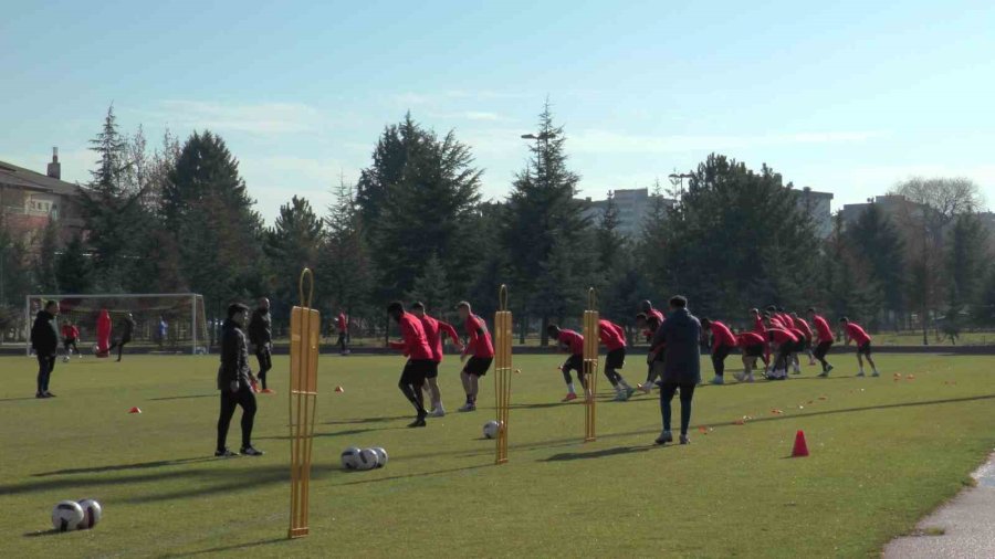 Recep Uçar: "taraftarımızın Önünde Arzu Ettiğimiz Sonucu Alacağımızı Düşünüyorum"