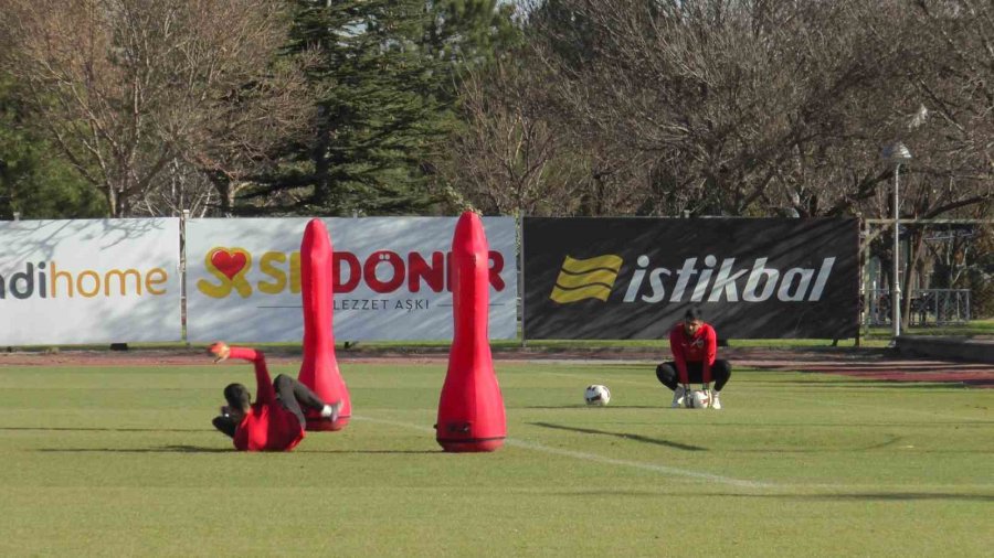 Recep Uçar: "taraftarımızın Önünde Arzu Ettiğimiz Sonucu Alacağımızı Düşünüyorum"
