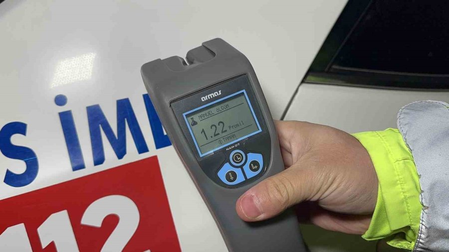 Alkollü Sürücünün Kullandığı Araç Kontrolden Çıkıp Şarampole Düşerek Kuma Saplandı