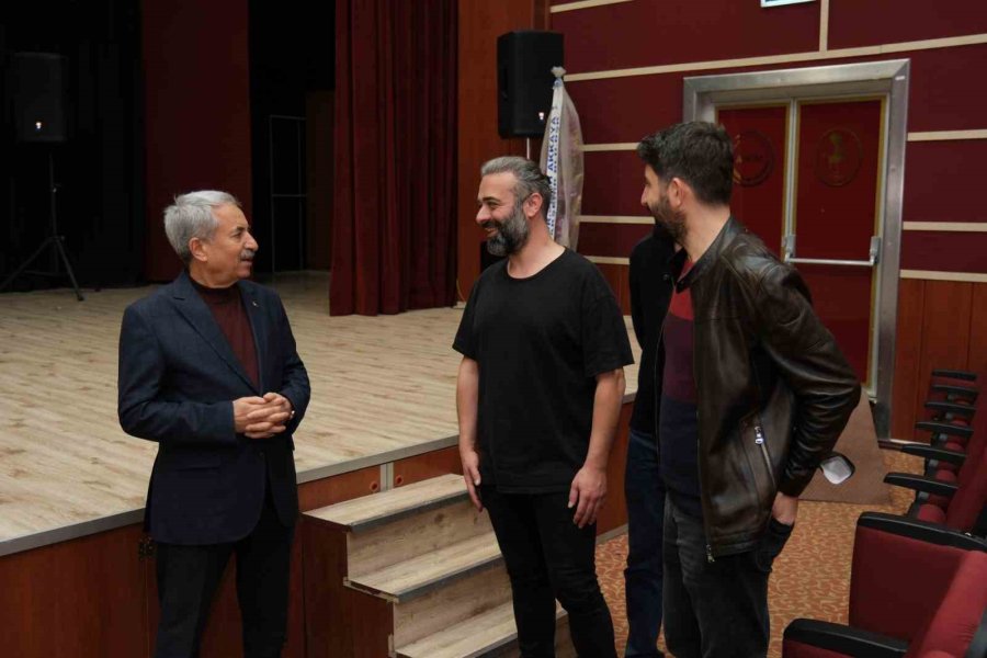 Nasreddin Hoca Tiyatro Kulübü İçin Oyuncu Seçmeleri Yapıldı