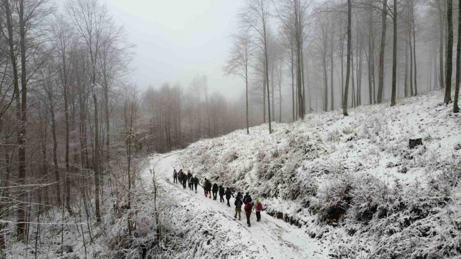 Eskişehir Doğa Aktiviteleri Grubu’ndan Kar Manzaralı Yürüyüş