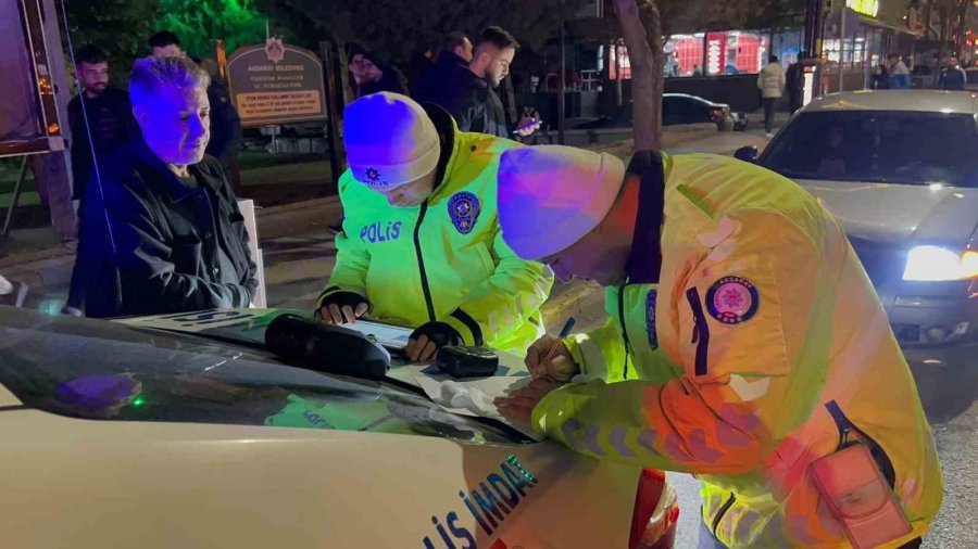 Ehliyetine El Konulan Alkollü Sürücü Meşhur Olmak İstedi: “aman İyi Çek De Meşhur Olalım”