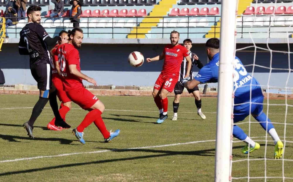 Tff 2. Lig: 68 Aksaray Belediyespor: 0 - Düzcespor: 0