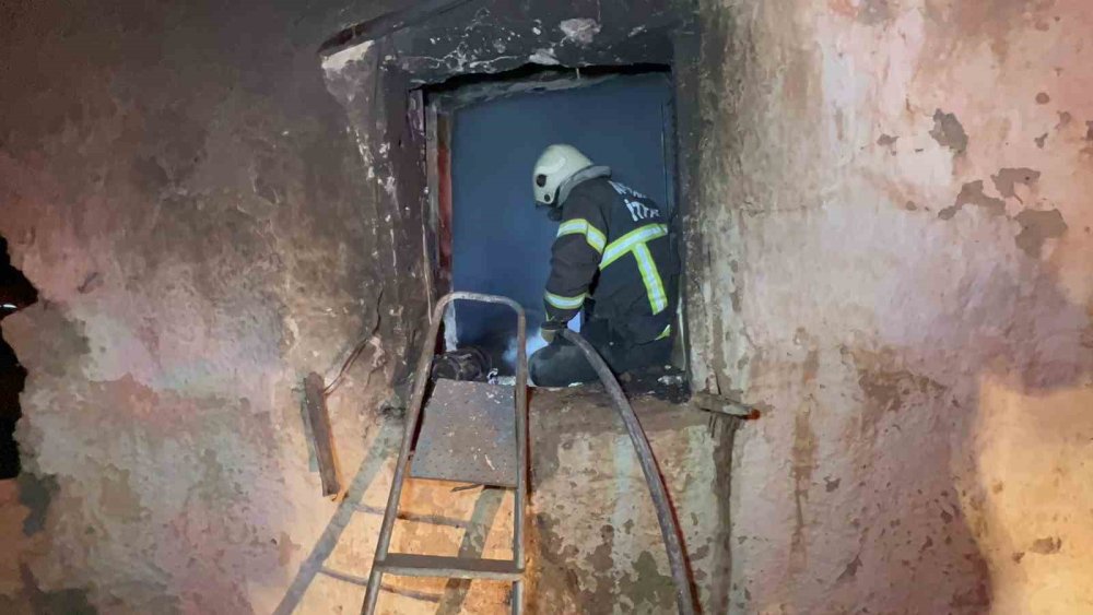 Aksaray'da Müstakil Evde Yangın Faciası