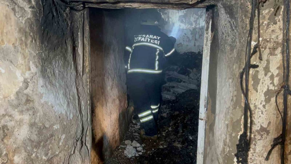 Aksaray'da Müstakil Evde Yangın Faciası