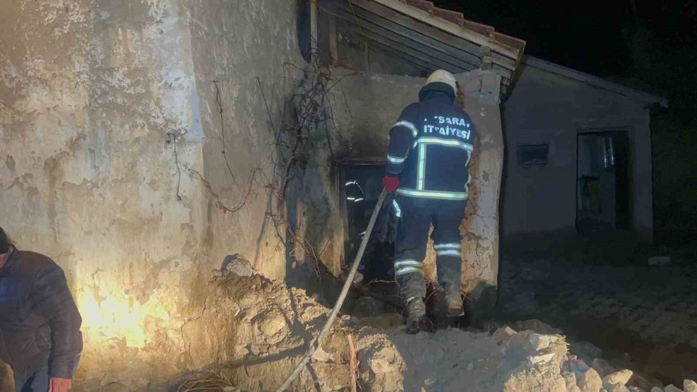 Aksaray'da Müstakil Evde Yangın Faciası