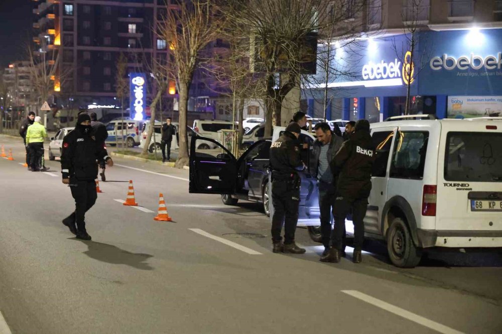 Aksaray Emniyeti’nden Trafik Asayiş Uygulamaları