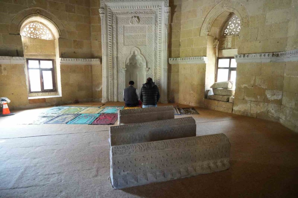 Niğde'de Hüdavent Hatun’un Türbesi 7 Asırdır Ayakta