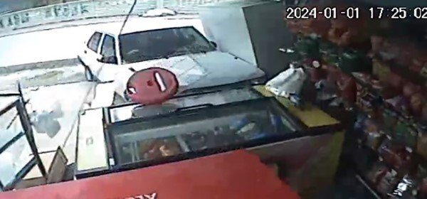 Konya'da Kazaya Karışan Sağlıkçıdan Olay Yerinde İlk Yardım