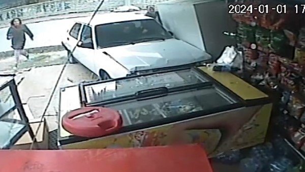 Konya'da Kazaya Karışan Sağlıkçıdan Olay Yerinde İlk Yardım