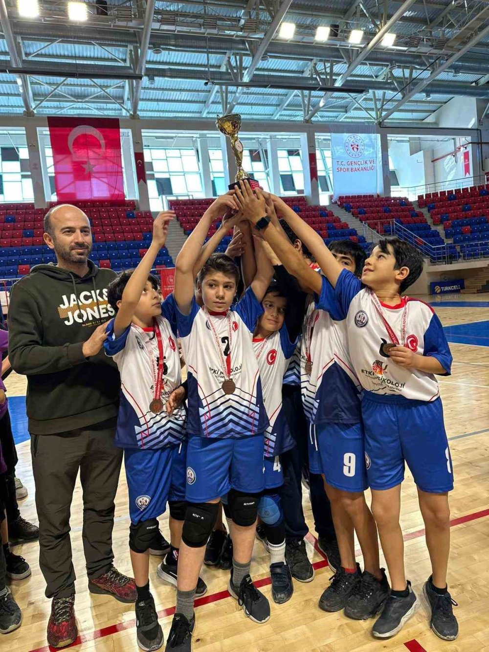 Niğde’de Voleybol Maçları Tamamlandı