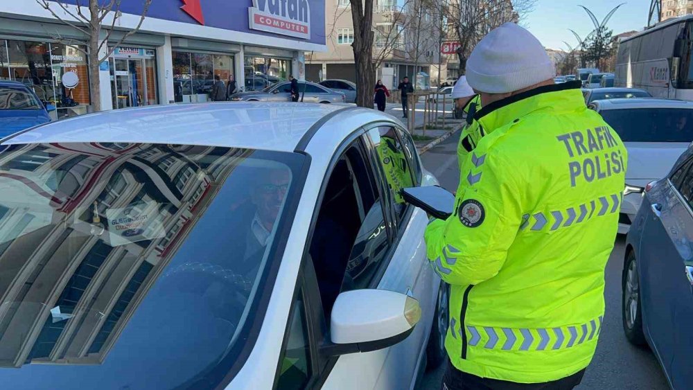 Aksaray’da Trafik Kural İhlallerine Geçit Yok