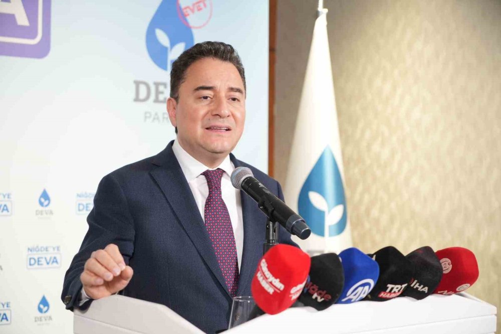 Babacan: "81 İlde Aday Çıkarmak İçin Hazırlıklarımız Sürüyor"