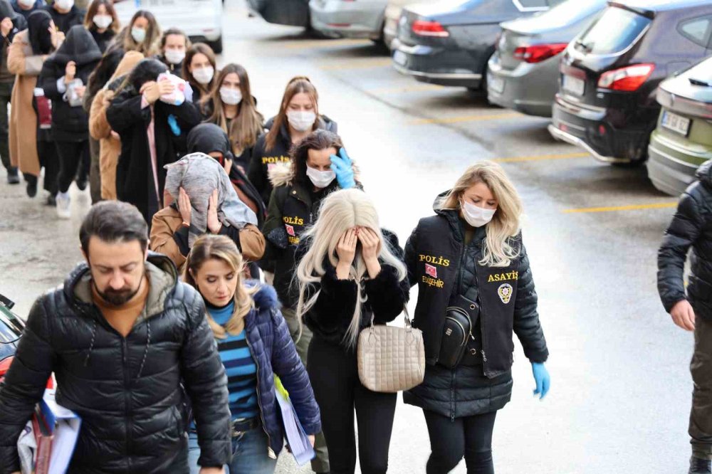Eskişehir'de ‘Barbie-es’ Fuhuş Operasyonu