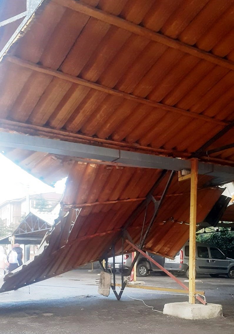 Konya’da Şiddetli Fırtınada 1 Kişi Yaralandı