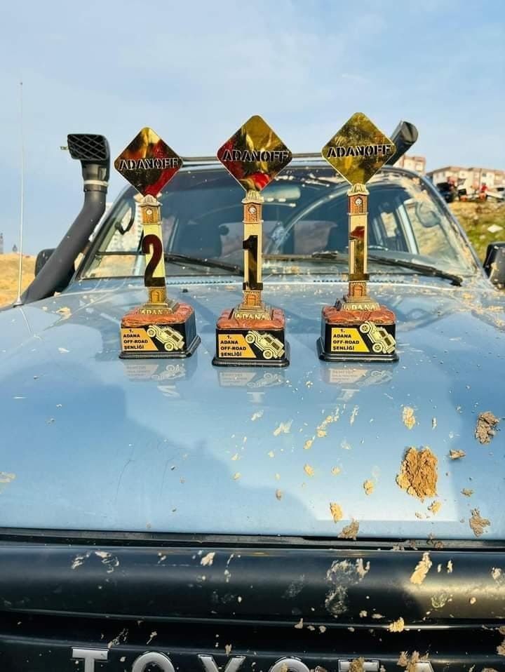 Niğde Safari Off-road Kulübü Yarışmadan 3 Kupa İle Döndü