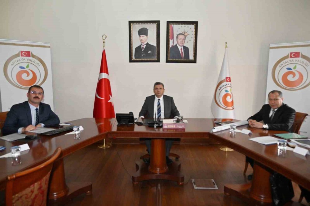 Vali Şahin: "Adrasan Daha Kaliteli Bir Turizm Hizmeti Sunacak"