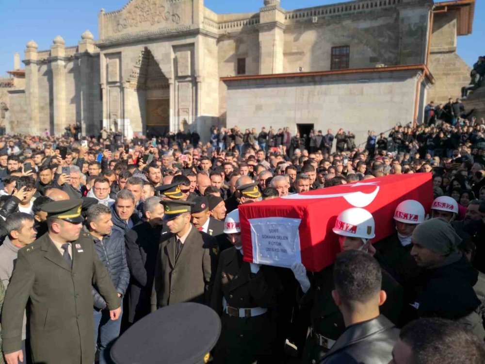 Aksaraylı Şehit Üsteğmene Son Görev