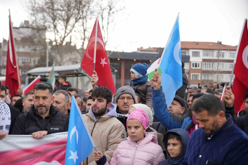 Niğde’de Düzenlenen Yürüyüşte Pkk Ve İsrail Lanetlendi