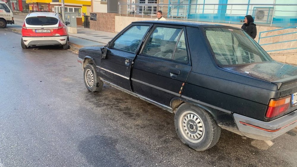 Karaman’da Sürücünün Ölümden Döndüğü Kaza Kameraya Yansıdı