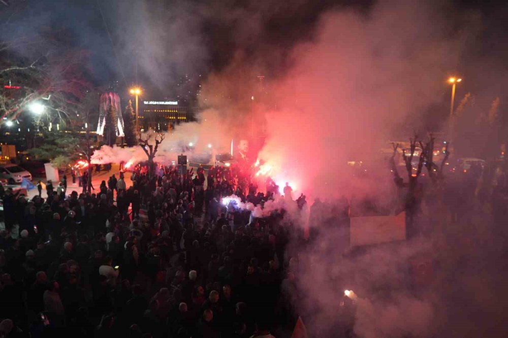 Başkan Özdemir, Niğde’de Coşkuyla Karşılandı