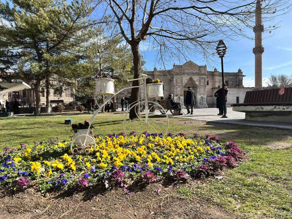 Aksaray'da Anormal Sıcaklar ve Kuraklık Endişesi