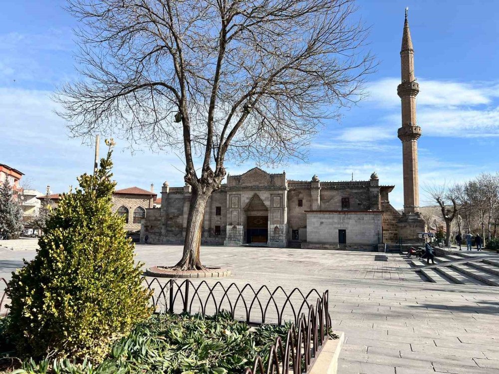 Aksaray'da Anormal Sıcaklar ve Kuraklık Endişesi