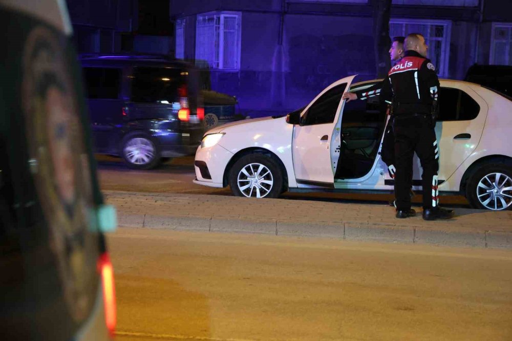 Konya Polisi Önce Yakaladı Sonra Isıttı