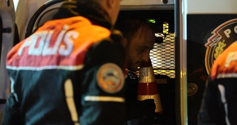 Konya Polisi Önce Yakaladı Sonra Isıttı