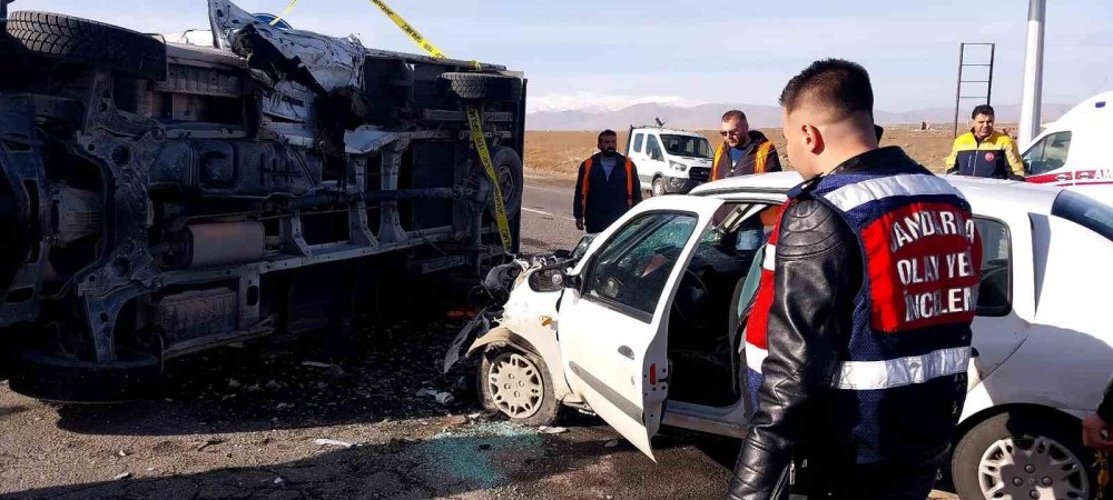 Niğde'de Feci Kaza: 1 Ölü, 5 Yaralı