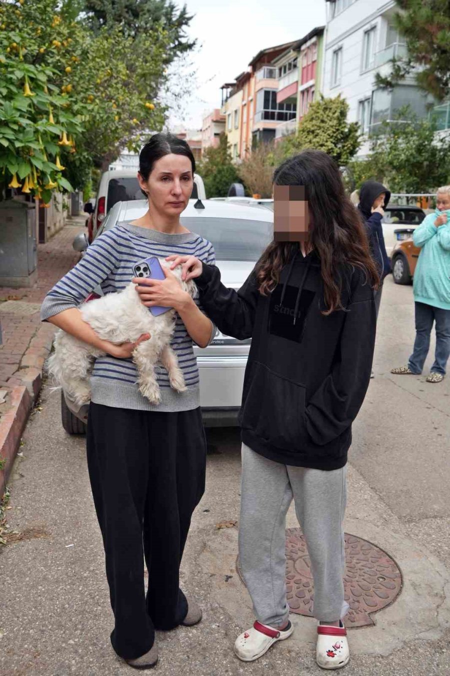 Yaşadığı Evden Çıkarılan Belarus Uyruklu Kadın Gözyaşlarına Boğuldu