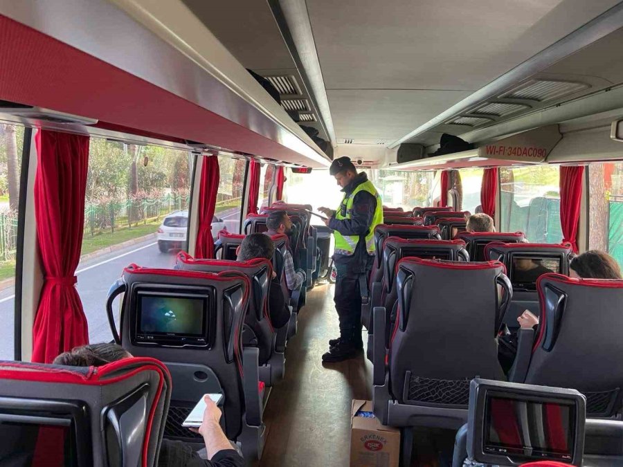 Jandarmadan Şehirlerarası Otobüslere Denetim