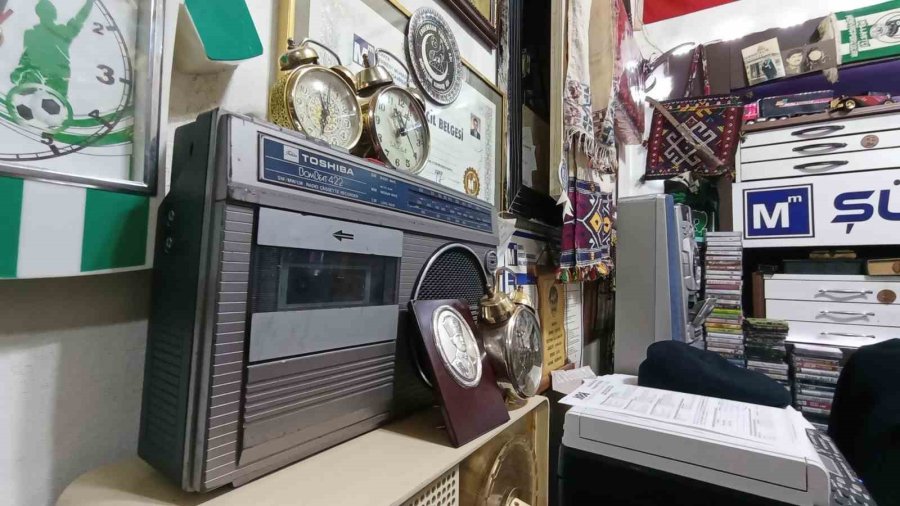 Yaklaşık 350 Bin Liralık Koleksiyonu Çalmak İçin İş Yeri Kiraladılar