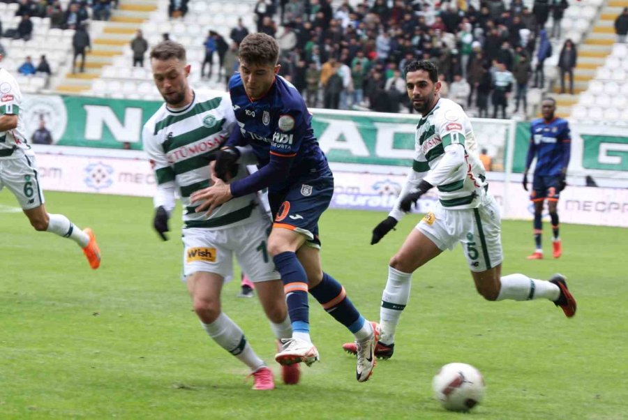 Trendyol Süper Lig: Konyaspor: 2 - Rams Başakşehir: 0 (ilk Yarı)