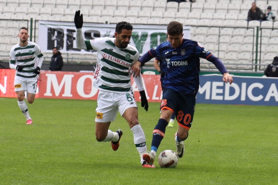 Trendyol Süper Lig: Konyaspor: 2 - Rams Başakşehir: 0 (ilk Yarı)