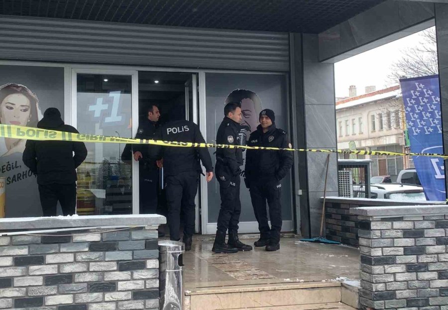 Karaman’da 24 Yaşındaki Genç İş Yerinde Ölü Olarak Bulundu