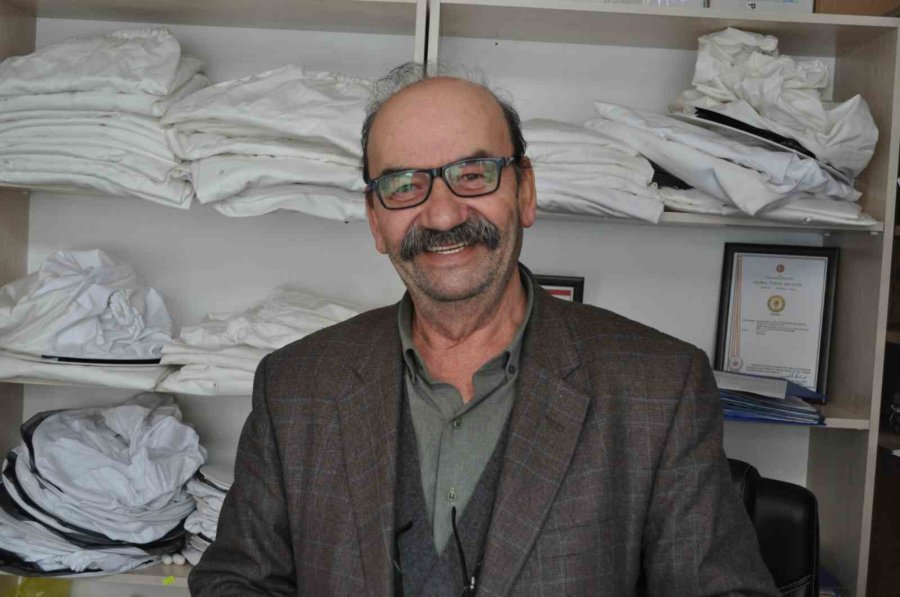 Mevsimlerin Kaymasıyla Arılar Kış Salkımı Yapamamaya Başladı