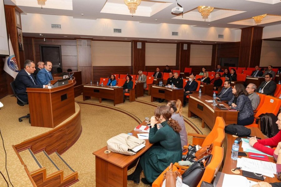 Vali Pehlivan: “2023’te Kades Uygulaması, 18 Bin 818 Kadına Tanıtılarak Bilgilendirme Yapılmıştır”